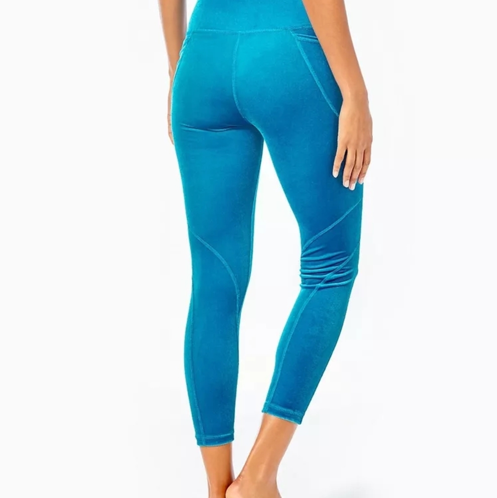 Lilly Pulitzer Weekender Luxletic High Rise Velour Leggings & Cassis Top Set NWT - Picture 6 of 16